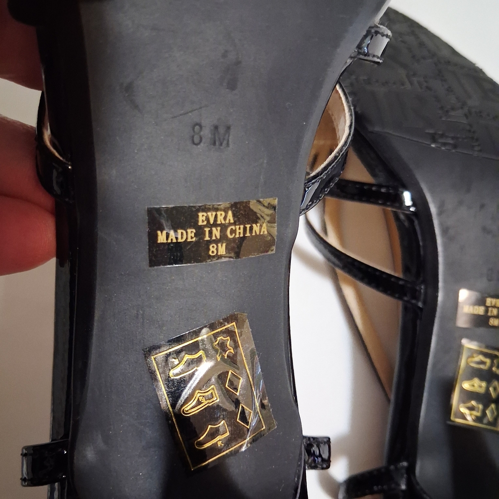 J.Renee Black Strappy Heels Size 8 NWOT - Picture 6 of 12